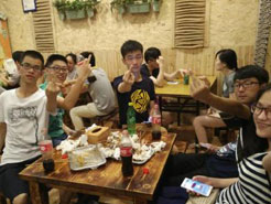 黄陵烧烤加盟,学烧烤技术,开烧烤店多少钱疯狂烤翅加盟